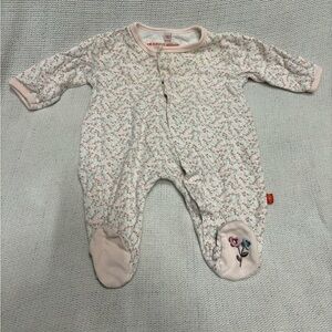 Smart Close Magnificent Baby - Floral Footie - Cream and Pink